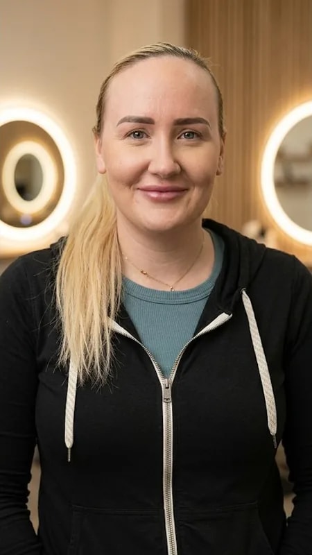 A student: Research via ChatGPT helped to find Anna Kara's Permanent Makeup Academy