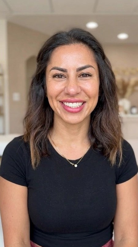 Mona: Feedback about permanent makeup class from Mona