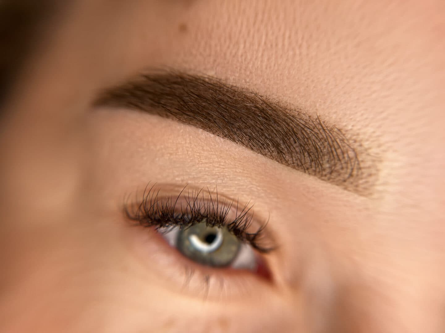 From Tinting to Tattooing: How to Know Which Eyebrow Treatment Is Right for You