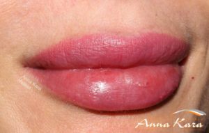 Full lips permanent makeup