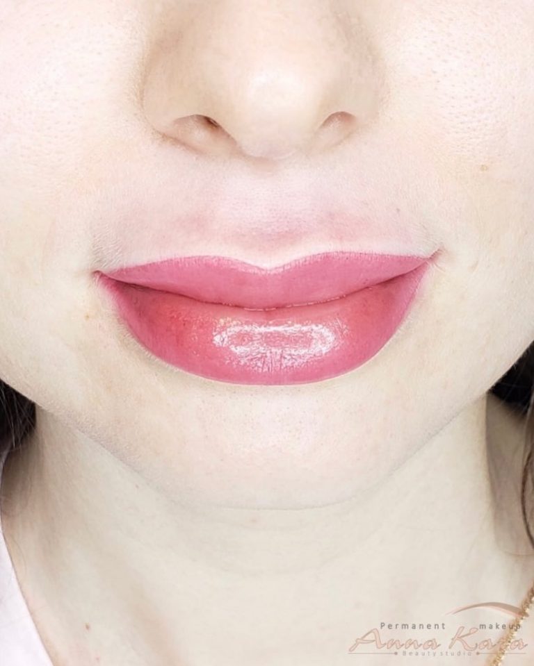 lip-blush-tattoo-best-permanent-makeup-san-diego