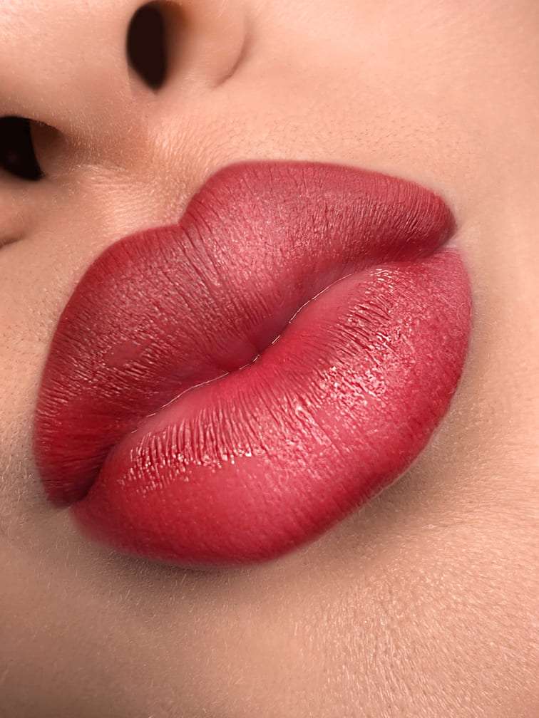 Natural Full Lips 3