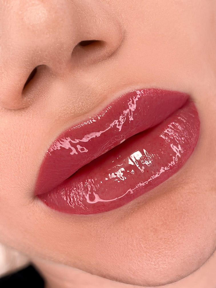 Natural Full Lips